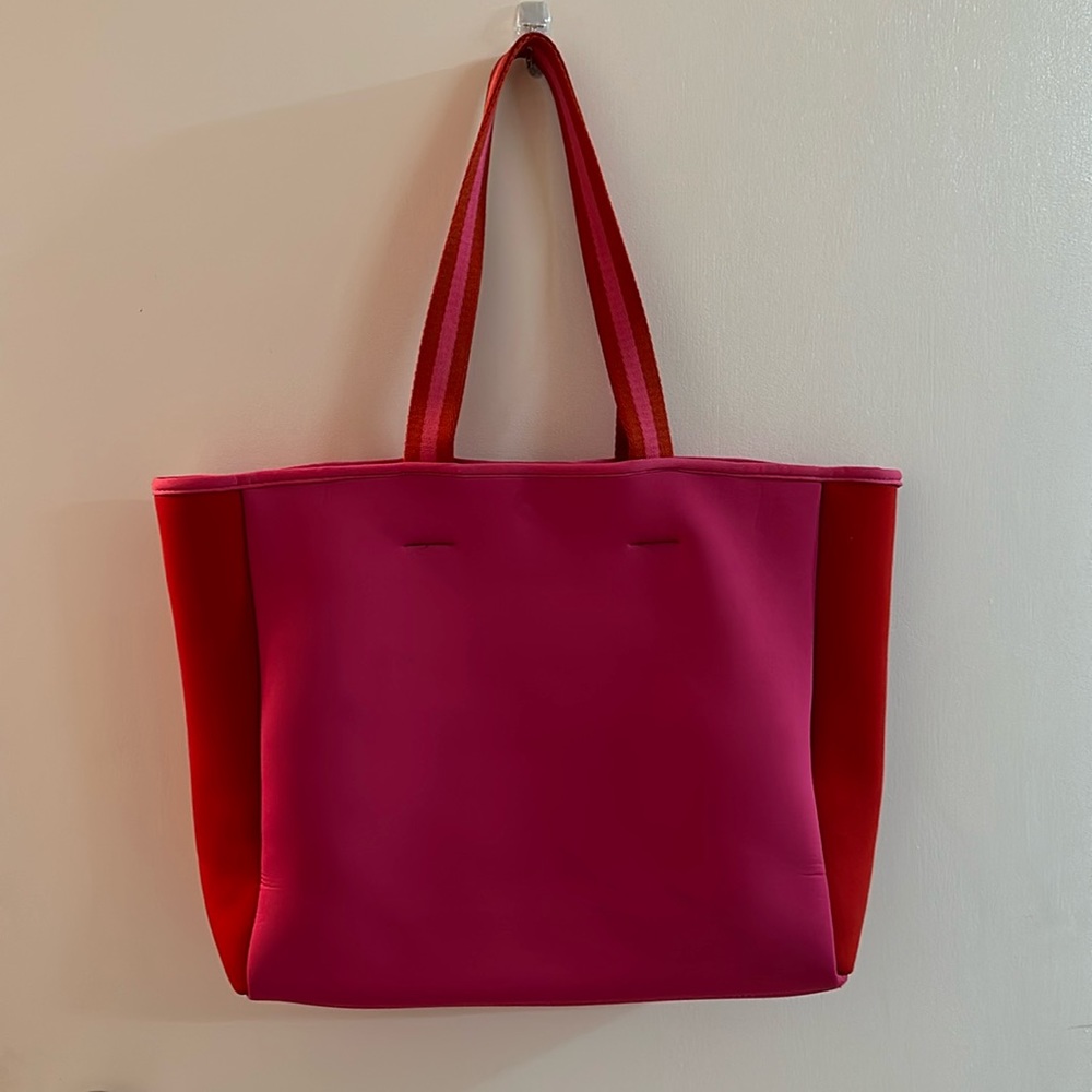 Summersalt tote bag